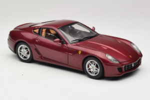 Ferrari 599 GTB Fiorano Rosso Scuro Hot Wheels 1:18 M1200 Pressofusione — immagine 6 di 8
