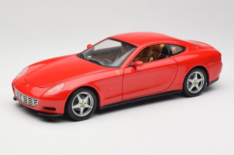 Ferrari 612 Scaglietti Rosso Corsa Hot Wheels 1:18 B6047 Pressofusione