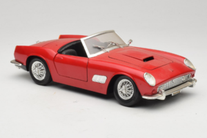 Ferrari California Cabriolet Rosso Tonka 1:18 01109-P1 Pressofusione — immagine 6 di 8