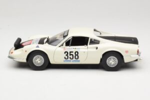 Ferrari Dino 246 GT Bianco Anson 1:18 3580 Pressofusione — immagine 4 di 8