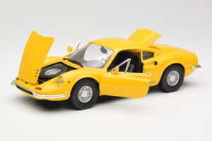 Ferrari Dino 246 GT Giallo Anson 1:18 30301W Pressofusione — immagine 2 di 8