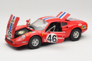 Ferrari Dino 246 GT #46 Rosso Anson 1:18 3580-P1 Pressofusione — immagine 2 di 8