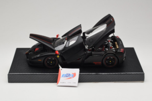 Ferrari Enzo Matt Black Edizione Limitata BBR 1:18 HE180029 Pressofusione