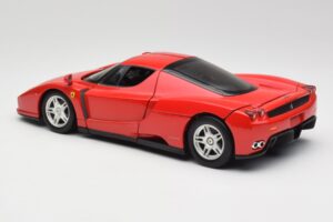 Ferrari Enzo Rosso Hot Wheels 1:18 56293 Pressofusione — immagine 7 di 8