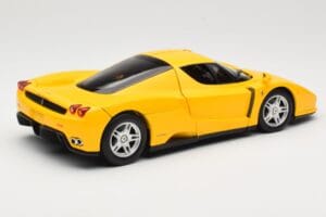 Ferrari Enzo Giallo Hot Wheels 1:18 C1550 Pressofusione — immagine 3 di 8
