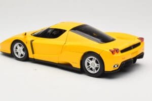 Ferrari Enzo Giallo Hot Wheels 1:18 C1550 Pressofusione — immagine 7 di 8