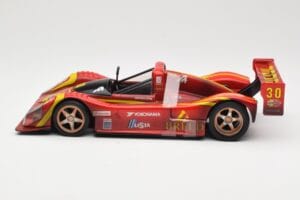 Ferrari F333 SP #30 Moretti 2001 Hot Wheels 1:18 29750 Pressofusione — immagine 3 di 6