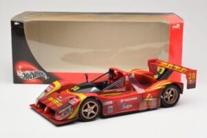 Ferrari F333 SP #30 Moretti 2001 Hot Wheels 1:18 29750 Pressofusione — immagine 6 di 6
