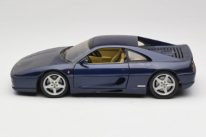 Ferrari F355 Berlinetta Blu Metallizzato UT Models 1:18 180074020-B1 Pressofusione — immagine 4 di 8