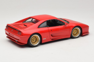 Ferrari F355 Berlinetta Rosso Con Cerchi Oro Custom UT Models 1:18 180074020-P5 Pressofusione — immagine 3 di 8