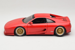 Ferrari F355 Berlinetta Rosso Con Cerchi Oro Custom UT Models 1:18 180074020-P5 Pressofusione — immagine 4 di 8