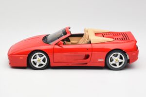 Ferrari F355 Spider Rosso Hot Wheels 1:18 25733 Pressofusione — immagine 4 di 8
