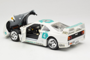 Ferrari F40 4444 Tage Garanta #4 Bianco Bburago 1:18 3332-W5 Pressofusione — immagine 5 di 8