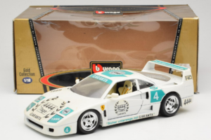 Ferrari F40 4444 Tage Garanta #4 Bianco Bburago 1:18 3332-W5 Pressofusione — immagine 8 di 8