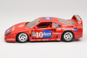 Ferrari F40 #40 J-P. Jabouille / O. Grouillard Art Sports 1987 Bburago 1:18 3332-A1 Pressofusione — immagine 4 di 8