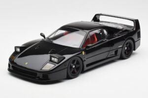 Ferrari F40 Nero Kyosho 1:18 08416BK Pressofusione — immagine 3 di 10