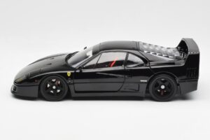 Ferrari F40 Nero Kyosho 1:18 08416BK Pressofusione — immagine 6 di 10