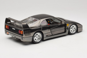 Ferrari F40 Chrome Black Bburago 1:18 3401-B1 Pressofusione — immagine 3 di 8