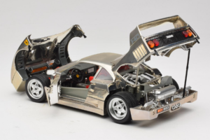 Ferrari F40 Chrome Silver Bburago 1:18 3401 Pressofusione — immagine 5 di 8