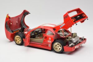 Ferrari F40 Evoluzione Bburago 1:18 3042 Pressofusione — immagine 5 di 8