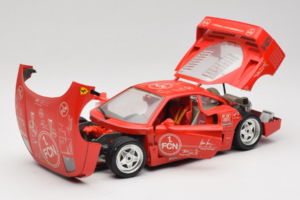 Ferrari F40 Evoluzione FC Nürnberg Special Edition Rosso Bburago 1:18 3042-FCN Pressofusione — immagine 2 di 8
