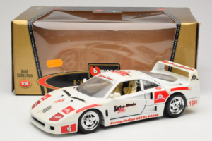 Ferrari F40 Kart-o-Mania Bianco Bburago 1:18 3332-W3 Pressofusione — immagine 8 di 8