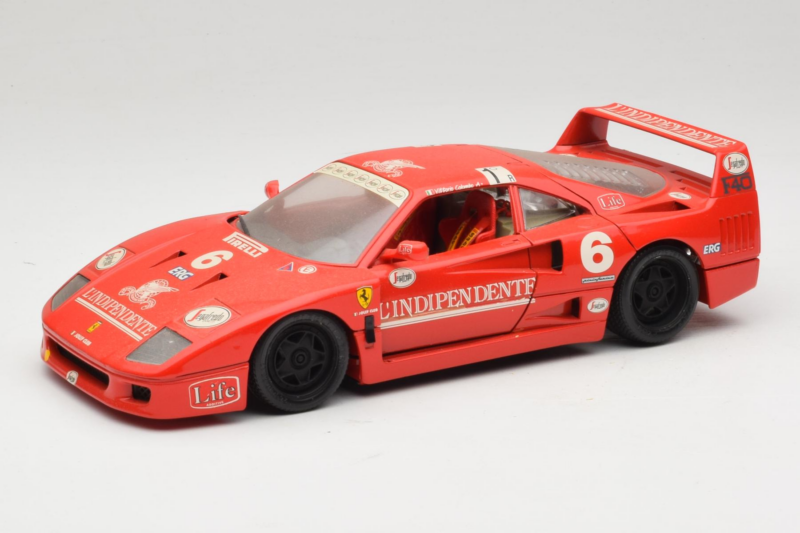 Ferrari F40 #6 V. Colombo L'Indipendente Rosso 1987 Bburago 1:18 3032-L1 Pressofusione