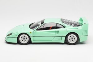 Ferrari F40 Verde Menta Kyosho 1:18 08416MG Pressofusione — immagine 6 di 10