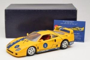 Ferrari F40 #1 Giallo Bauer Edizione Limitata 100 pezzi Bburago 1:18 BSR001 Pressofusione — immagine 8 di 8