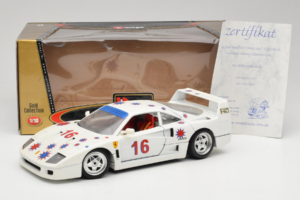 Ferrari F40 #16 Borsenmodells Bianco Limited Edition 333 pcs 1987 Bburago 1:18 3332-W1 Pressofusione — immagine 8 di 8