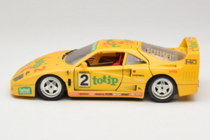 Ferrari F40 Totip Jolly Club #2 Giallo Bburago 1:18 3332-Y1 Pressofusione — immagine 4 di 8