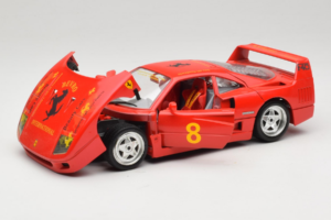 Ferrari F40 #8 Bevro International Rosso 1987 Bburago 1:18 3332-P3 Pressofusione — immagine 2 di 8