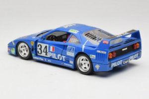 Ferrari F40 #34 M. Ferte / Thavenin / Palau Pilot Blu 1987 Bburago 1:18 3032-B1 Pressofusione — immagine 7 di 8