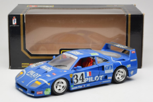Ferrari F40 #34 M. Ferte / Thavenin / Palau Pilot Blu 1987 Bburago 1:18 3032-B1 Pressofusione — immagine 8 di 8