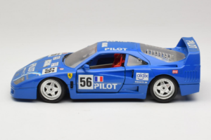 Ferrari F40 Pilot #56 Blu Bburago 1:18 3332-BL1 Pressofusione — immagine 4 di 8