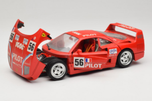 Ferrari F40 #56 Pilot Rosso 1987 Bburago 1:18 3332-P2 Pressofusione — immagine 2 di 8