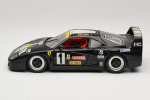 Ferrari F40 Pirelli Agip #1 Nero Bburago 1:18 3332-B1 Pressofusione — immagine 4 di 8