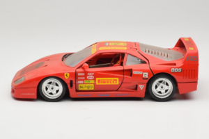 Ferrari F40 Pirelli BBS Rosso Bburago 1:18 3032-P4 Pressofusione — immagine 4 di 8