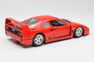 Ferrari F40 Rosso Bburago 1:18 3032 Pressofusione — immagine 3 di 8