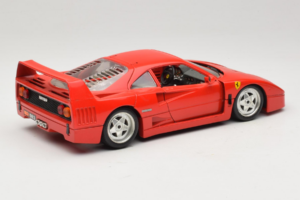 Ferrari F40 Rosso Diamond Edition Bburago 1:18 3022-P1 Pressofusione — immagine 3 di 8