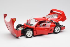 Ferrari F40 Rosso Hot Wheels 1:18 23911 Pressofusione — immagine 2 di 8