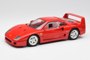 Ferrari F40 Rosso Hot Wheels 1:18 23911 Pressofusione