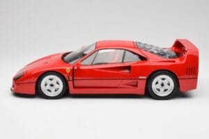 Ferrari F40 Rosso Corsa Norev 1:12 127900 Pressofusione — immagine 3 di 6