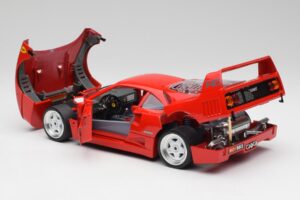 Ferrari F40 Rosso Corsa Bburago 1:18 3332 Pressofusione — immagine 5 di 8