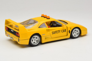 Ferrari F40 Safety Car Giallo Bburago 1:18 3032-Y2 Pressofusione — immagine 3 di 8