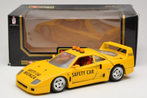 Ferrari F40 Safety Car Giallo Bburago 1:18 3032-Y2 Pressofusione — immagine 8 di 8