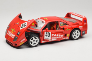 Ferrari F40 #40 T. Ohta / A. Reid Taisan Rosso 1987 Bburago 1:18 3022-T1 Pressofusione — immagine 2 di 8