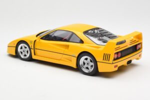 Ferrari F40 Giallo GT Spirit 1:18 GT839 Resina — immagine 5 di 6
