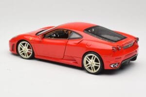 Ferrari F430 Rosso Hot Wheels 1:18 G7160 Pressofusione — immagine 7 di 8