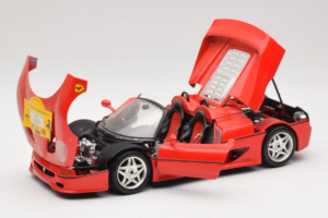 Ferrari F50 Cabriolet 50 Jahre Ferrari 24 Jahre Bburago FMC Rosso Bburago 1:18 3352-P1 Pressofusione — immagine 2 di 8